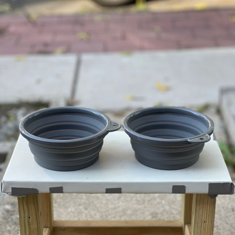 Pet Setter™ Portable Water Bowl